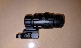 UTG Magnifier 3-fach Vergrößerung mit Flip to side