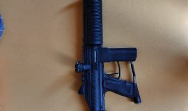 Tippmann Stryker MP1 Cal. 68 mit Zubehör